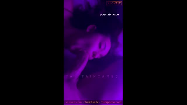 Naz Elbir İfşa Videosu · Onlyfans Kocaman Yaragi İki Elle Kavradi